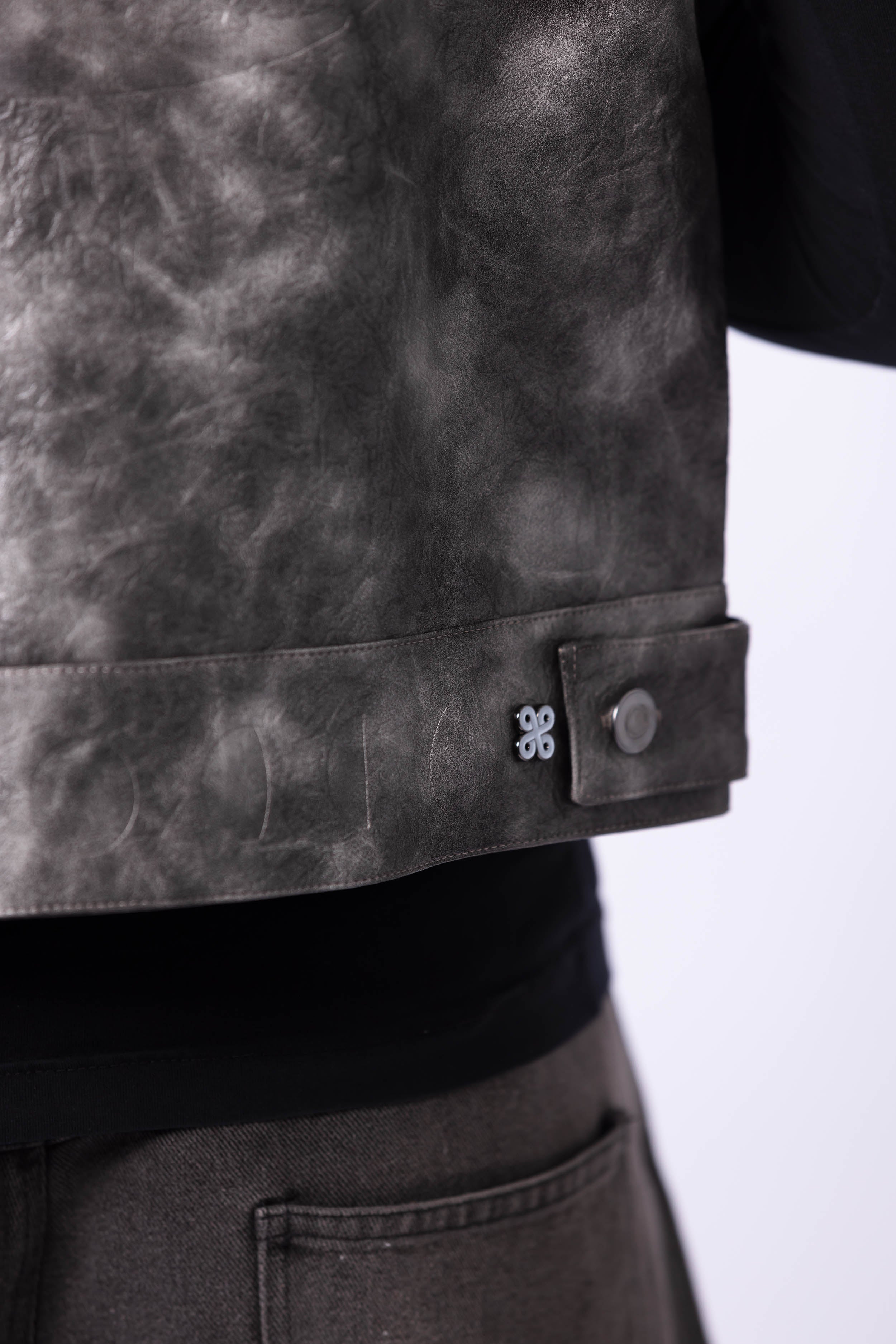 DW Lunar Vest