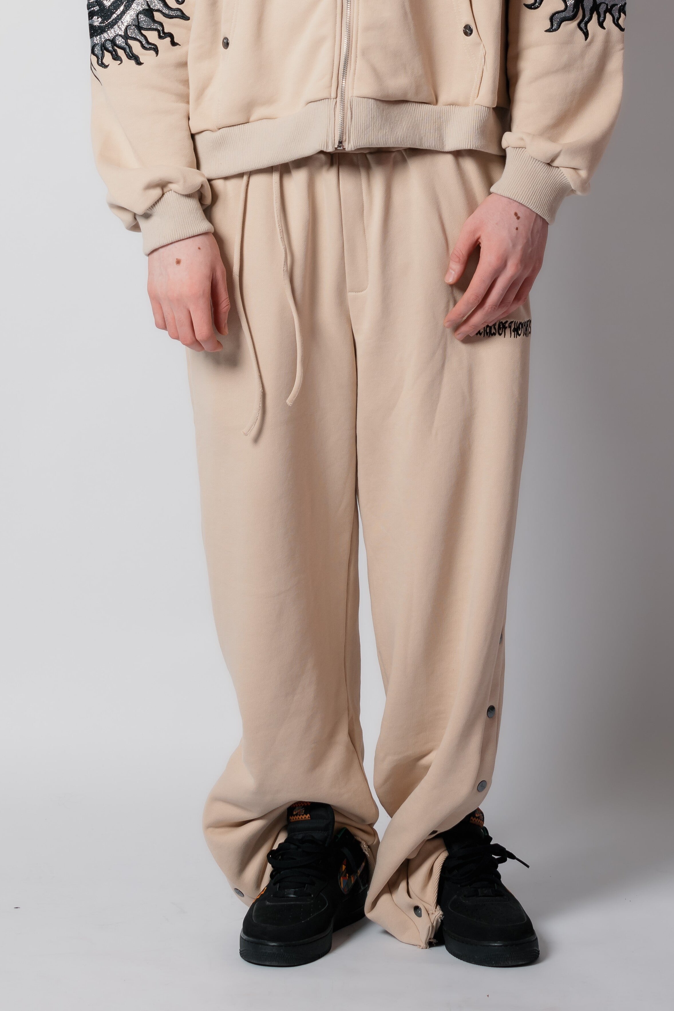 ASOT: Sweat pants ( Cream )