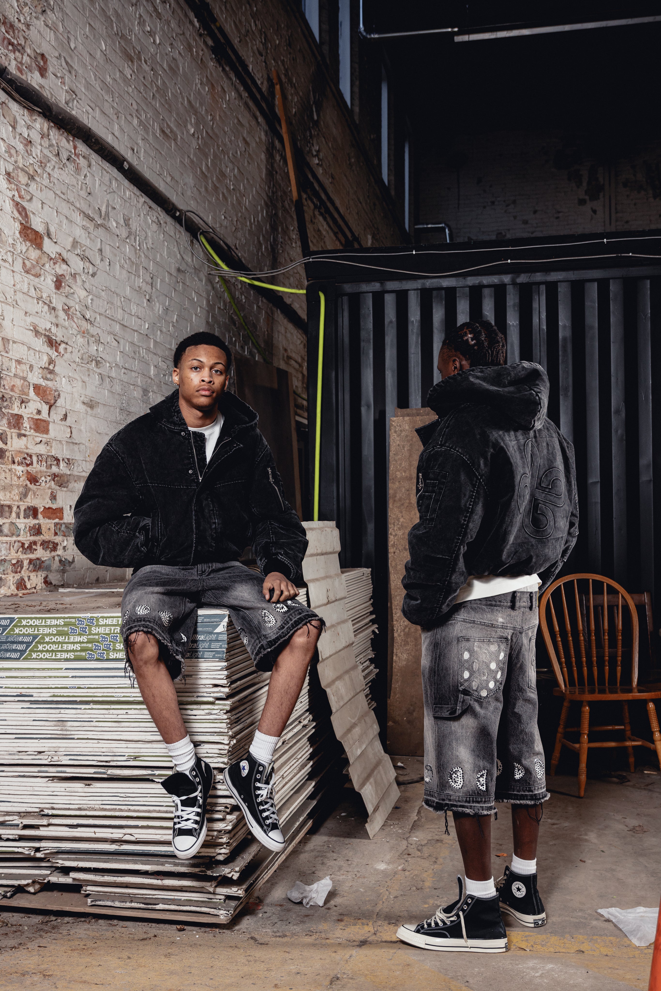 DW Bomber Jacket (Black)