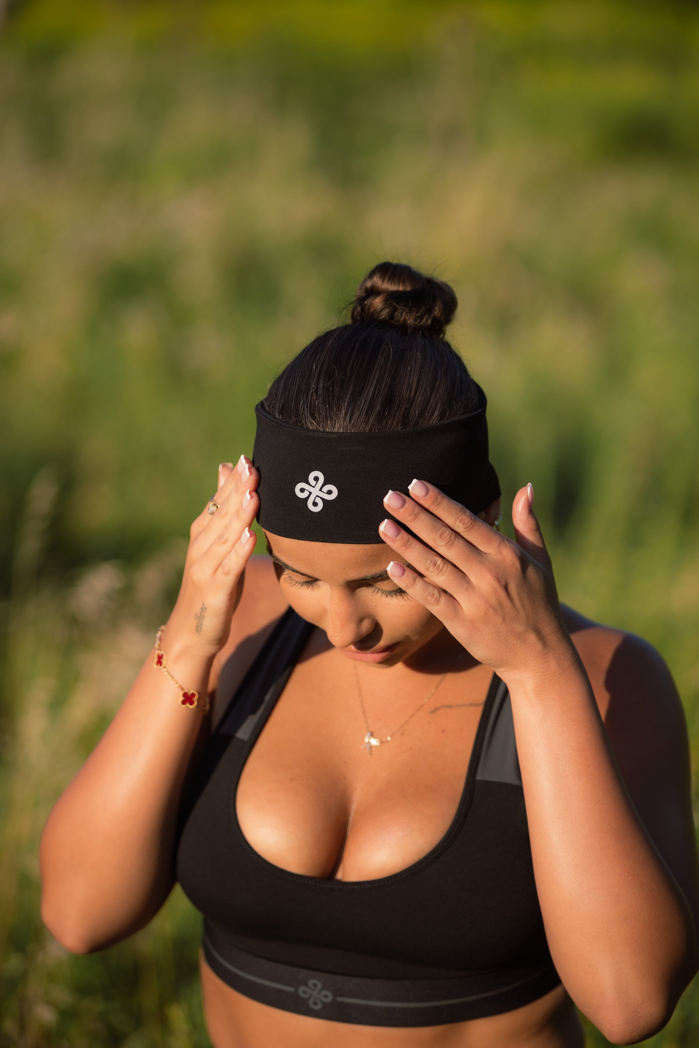 DW Women Sport Headband (Black)