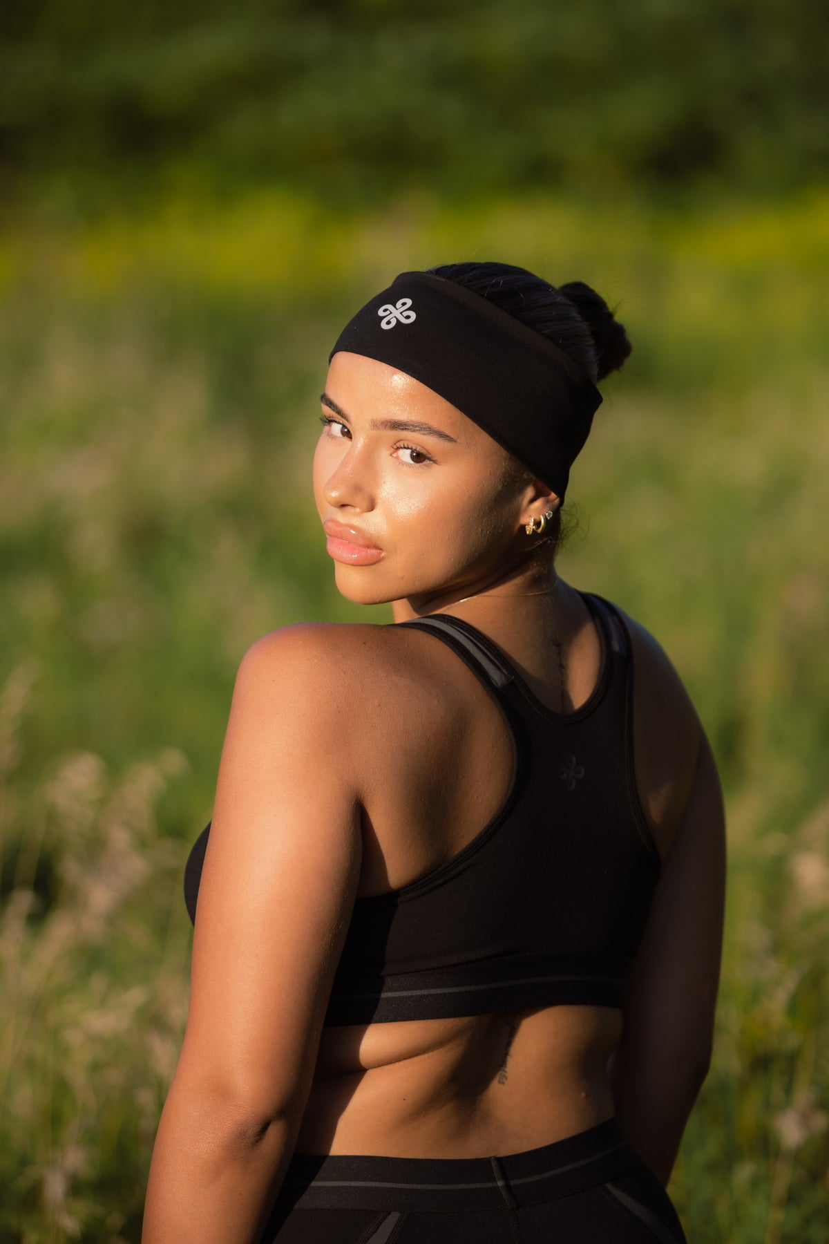 DW Women Sport Headband (Black)