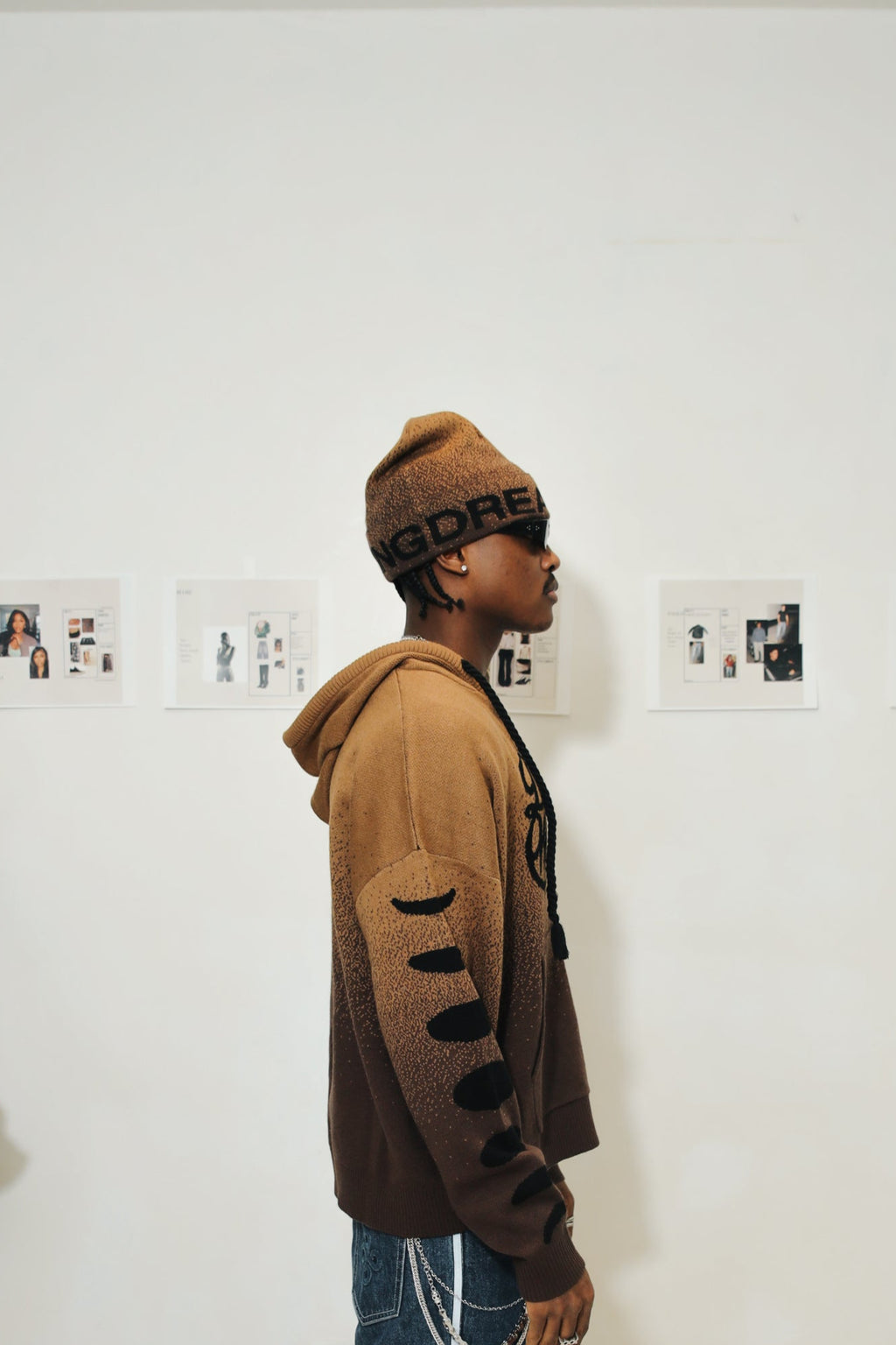 DW Knitted Hoodie (Brown)