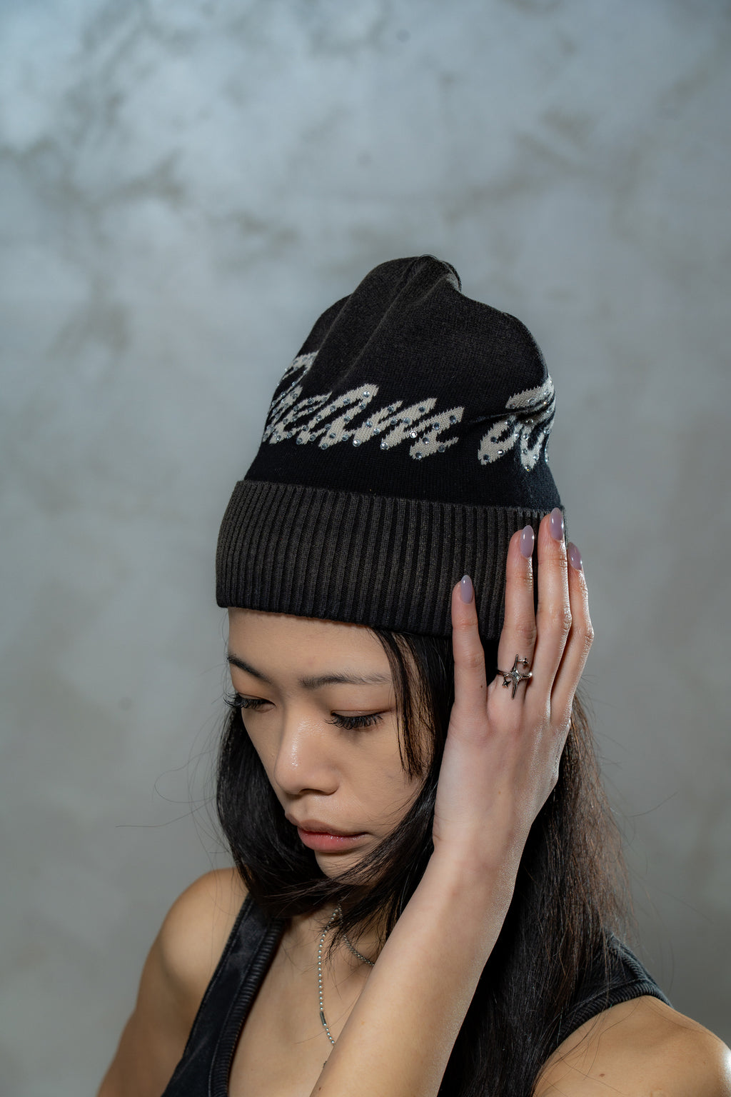 DW  Beanie (Black)