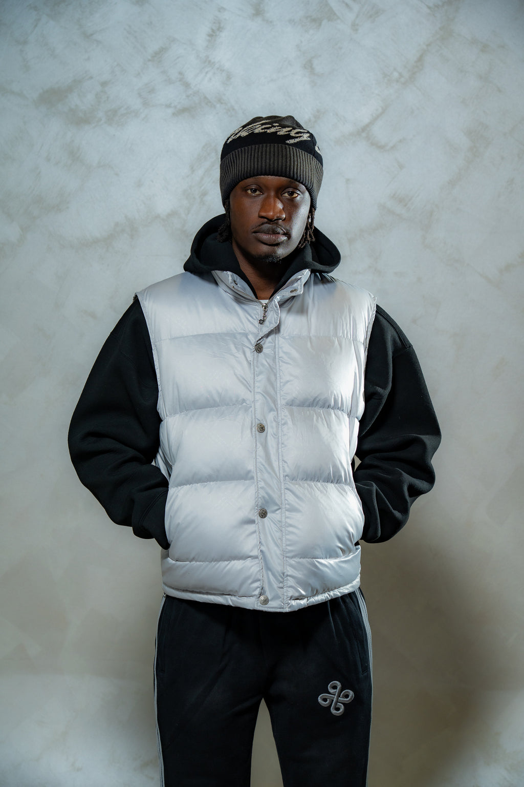 Dream Working Cloud Puffer Vest (White)