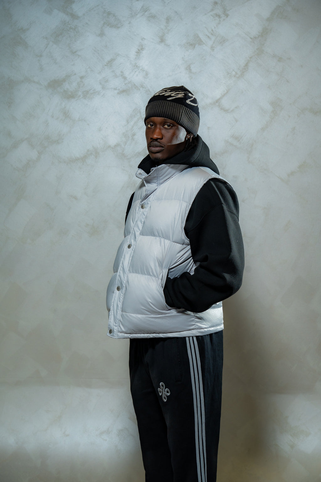 Dream Working Cloud Puffer Vest (White)