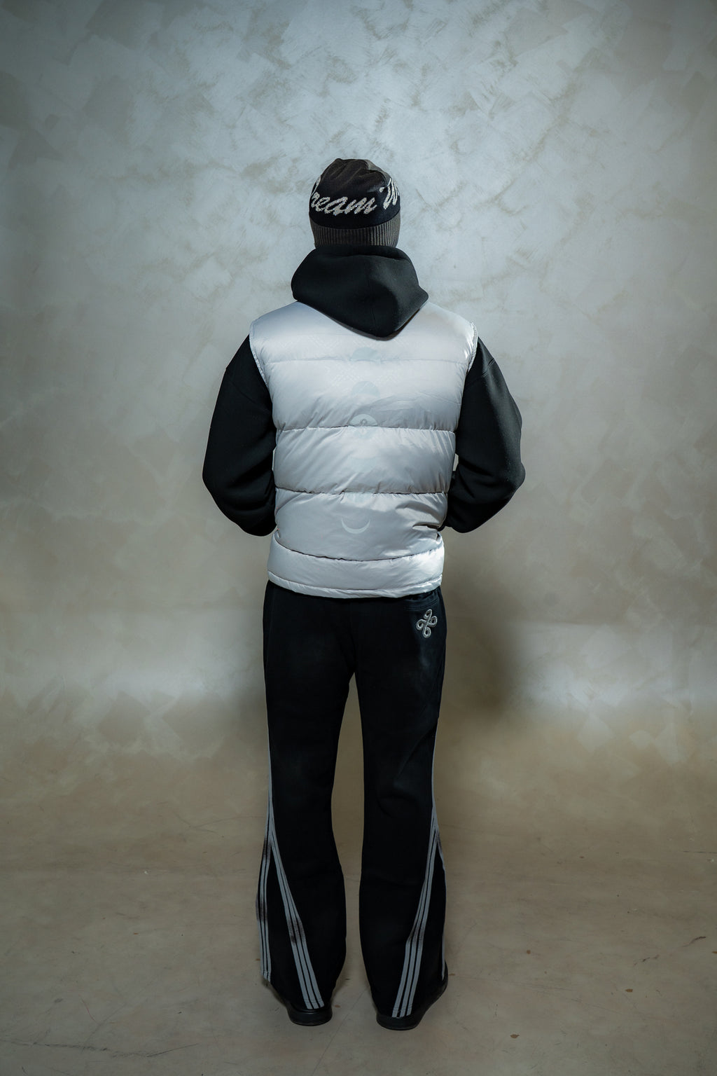 Dream Working Cloud Puffer Vest (White)